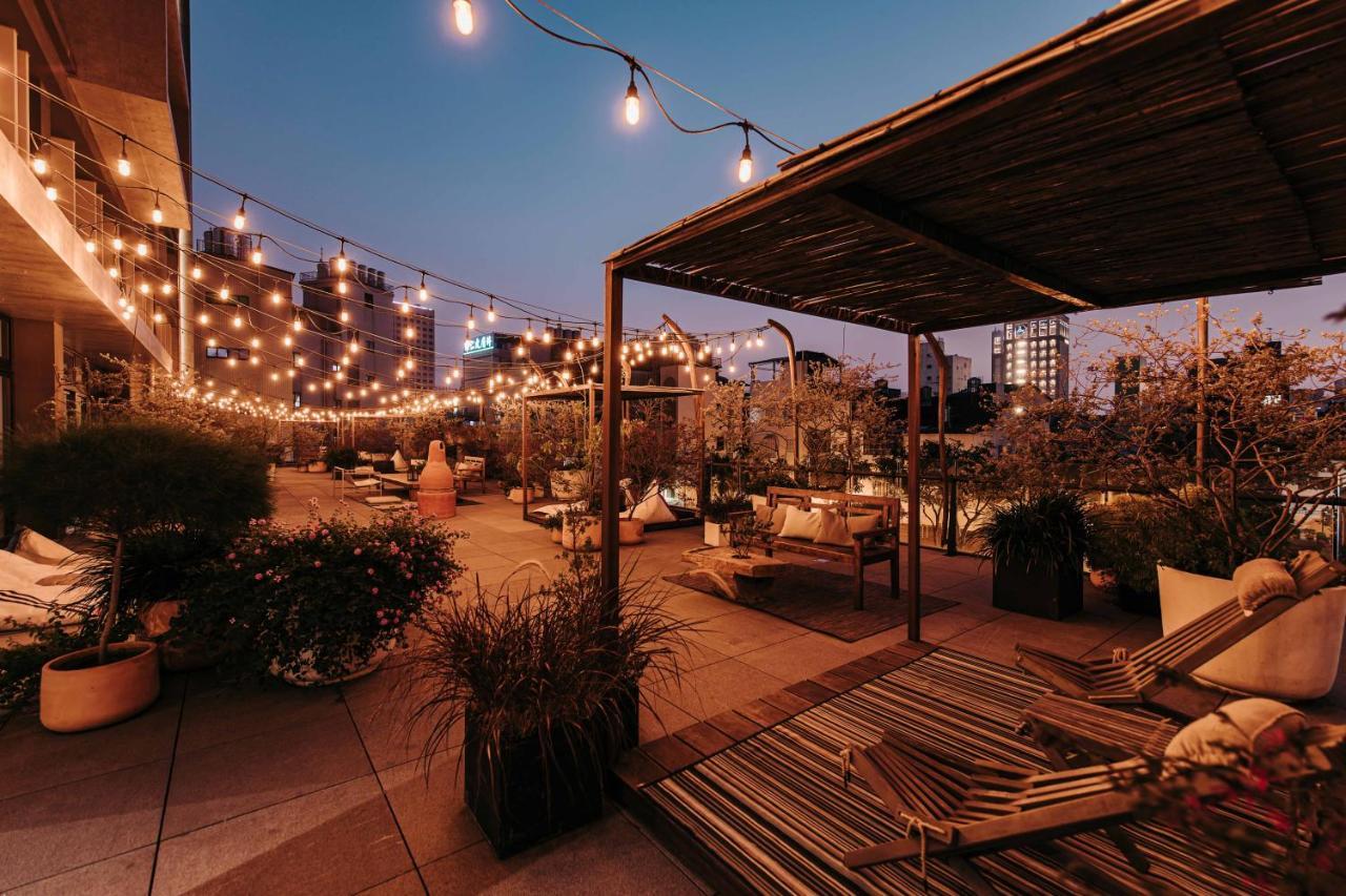 טאינאן U.I.J Hotel & Hostel מראה חיצוני תמונה