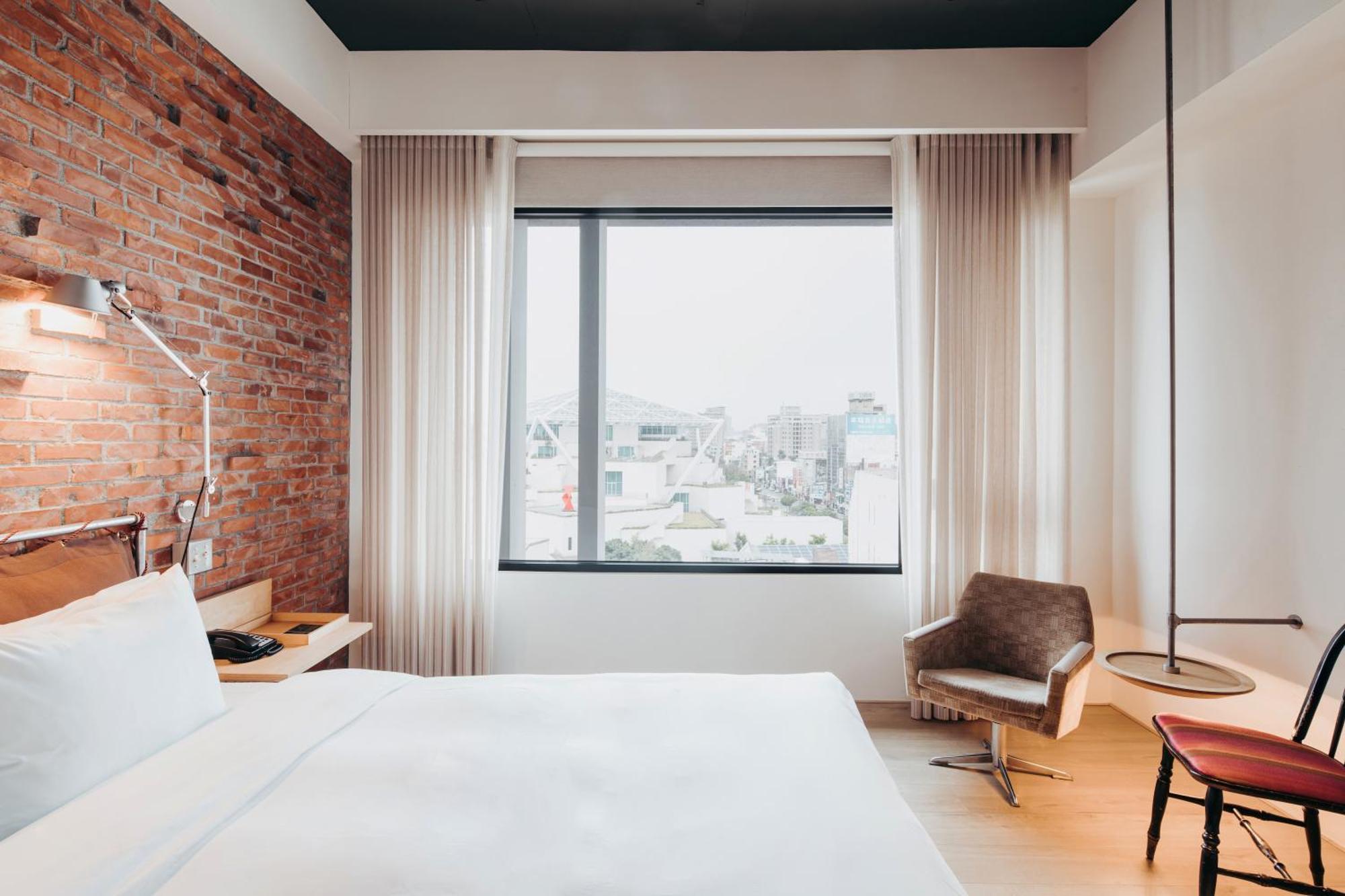 טאינאן U.I.J Hotel & Hostel מראה חיצוני תמונה