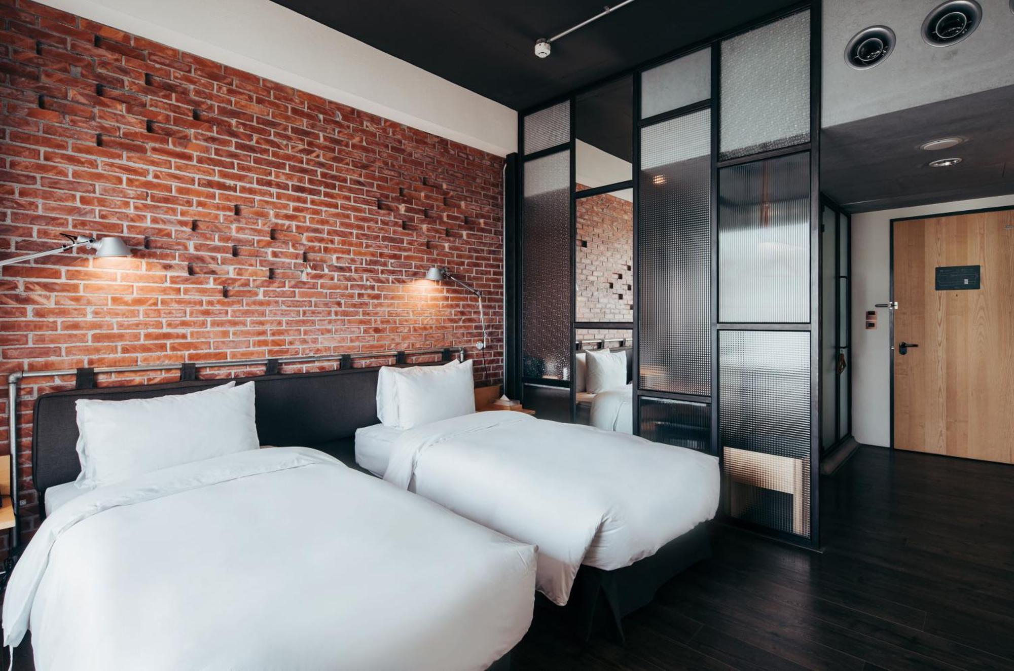 טאינאן U.I.J Hotel & Hostel מראה חיצוני תמונה