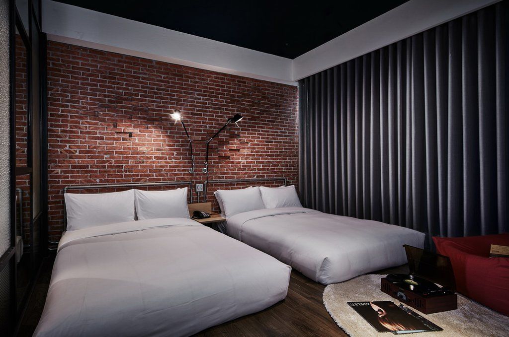 טאינאן U.I.J Hotel & Hostel מראה חיצוני תמונה